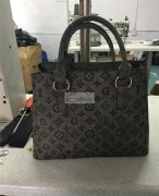 本厂承接精品男女包的来料加工