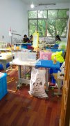 平车加工，本厂专业生产学生笔袋、书包、化