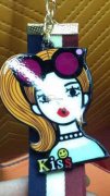 寻找【如图】这款美女图产品的厂家，有做的