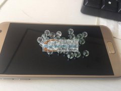6mm&nbsp;玻璃圆珠现货60吨处理