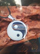 专业机器滴油点钻加工，本厂以质量求生存以