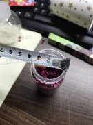【看图】现需找图中一样的瓶子，有一样的请