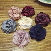 承接各种手工花，烧边花，鞋花，布花，纱花