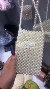 采购现货，现需寻找专业生产如图这两款包的