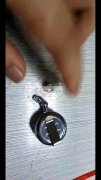 求购【如图】这款证件扣，要成品，质量可靠