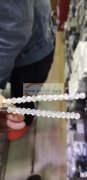 接各类手工活加工，串珠，打胶，挂圈都会做
