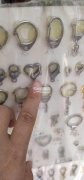 求购如图钥匙扣，要现货，每款1000个 