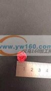 找做如图树脂玫瑰花的厂家，2个尺寸，质量