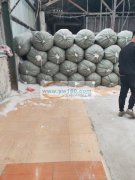 大量收羽绒服残次品，过时品，用于拆绒，价