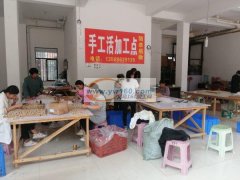 承接手工活，义乌东阳区域。挂圈，粘胶，组