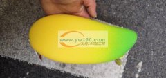 笔袋硅胶喷漆每款3万多个