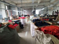 江西上饶箱包加工厂承接各种箱包加工生产，
