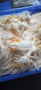 厚富小区加工点承接各种手工活。专业项链挂