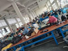 本工厂长期承接围嘴&nbsp;罩衣&nb