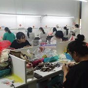 义乌市《友馨手工饰品》加工厂 专业加工各种布艺BB夹