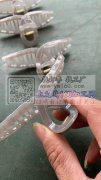 11公分飘带&nbsp;表面有点缩痕。有