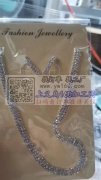 这款谁家有货，找图示这个项链耳环套装，有