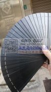找可以喷光油的UV加工厂，如图木头的材料