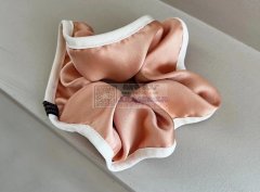 找做过图中发圈的工厂，图中两款要做，价格