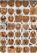 大量采购图示这类饰品成品，10 万条以上
