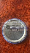 量大，找图示这个胸针的工厂，有做这个胸针