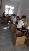 专业加工发箍，包装、玩具，打胶枪等，工人