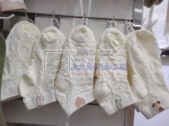 男女同款，200针全棉袜。义乌国际商贸城