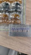 求购如图发夹，每款10-20万卡，有一样