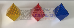 外发挂饰组装，六角钻石需粘贴，然后组装，