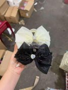 求购图上这些款式发饰，寻找如图这些款式发