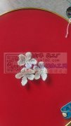 辽宁丹东有朝鲜女工，擅长钩针加工，手编绳