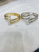 找图示款式有成品的厂家，要现货