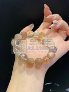 【电商直播公司】找这种水晶手链的工厂合作