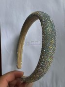 寻找专业做这种发箍的厂家，数量十二万个
