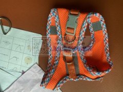 宠物胸背带，牵引绳，项圈。包工包料。要有