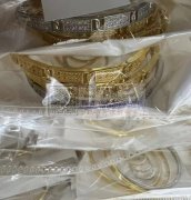 大量库存铜手镯&nbsp;处理