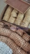 本厂承接各种饰品皇冠，发夹，胸针，耳钉点
