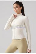 外发裁片瑜伽外套，寻服装加工厂