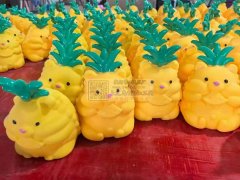 本厂承接各类TBR、PVC玩具喷漆加工，